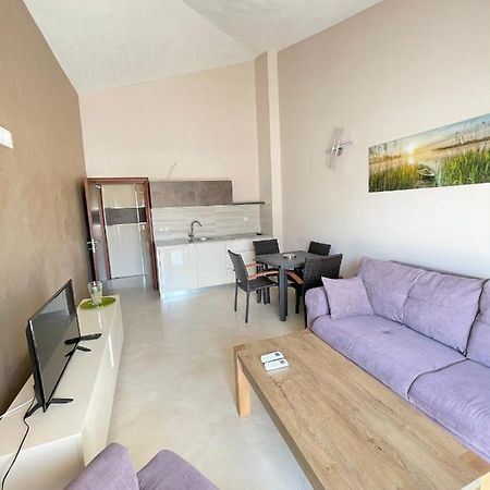 Apartments Harris Ulcinj Buitenkant foto