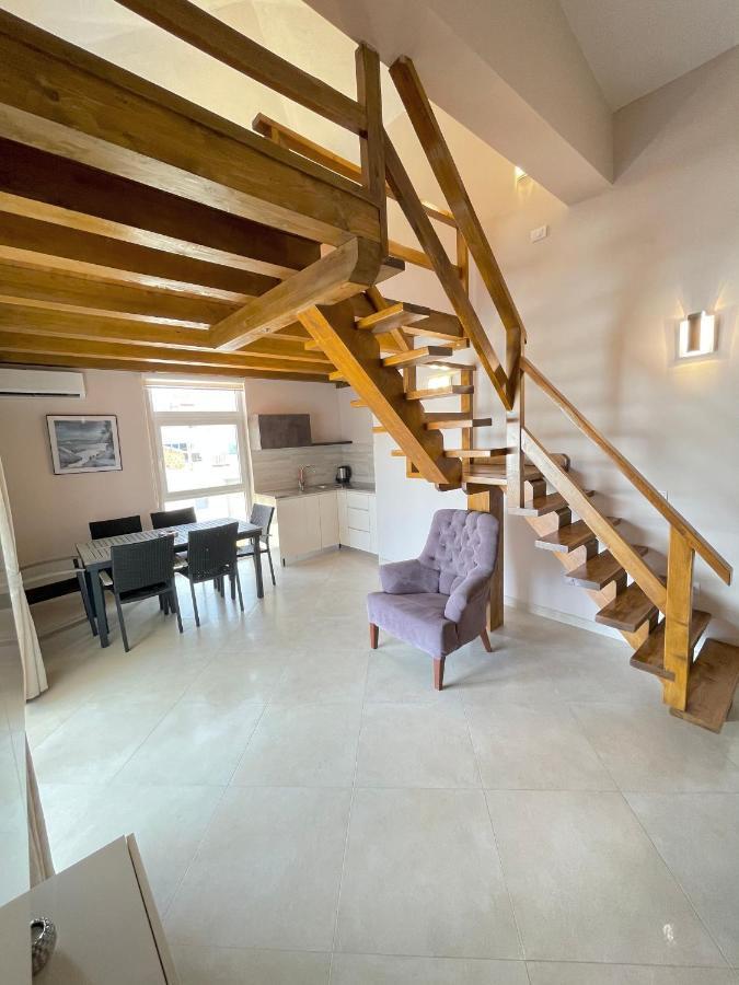 Apartments Harris Ulcinj Buitenkant foto